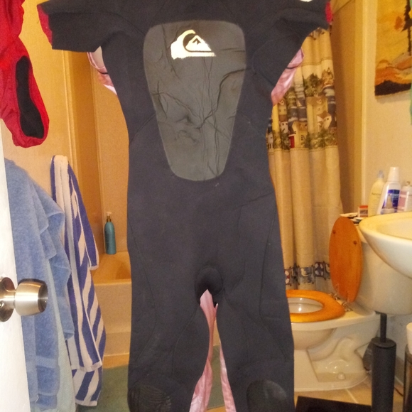 Quiksilver Other - $$HOST PICK$$!!!Quicksilver Short Sleeve Wet Suit